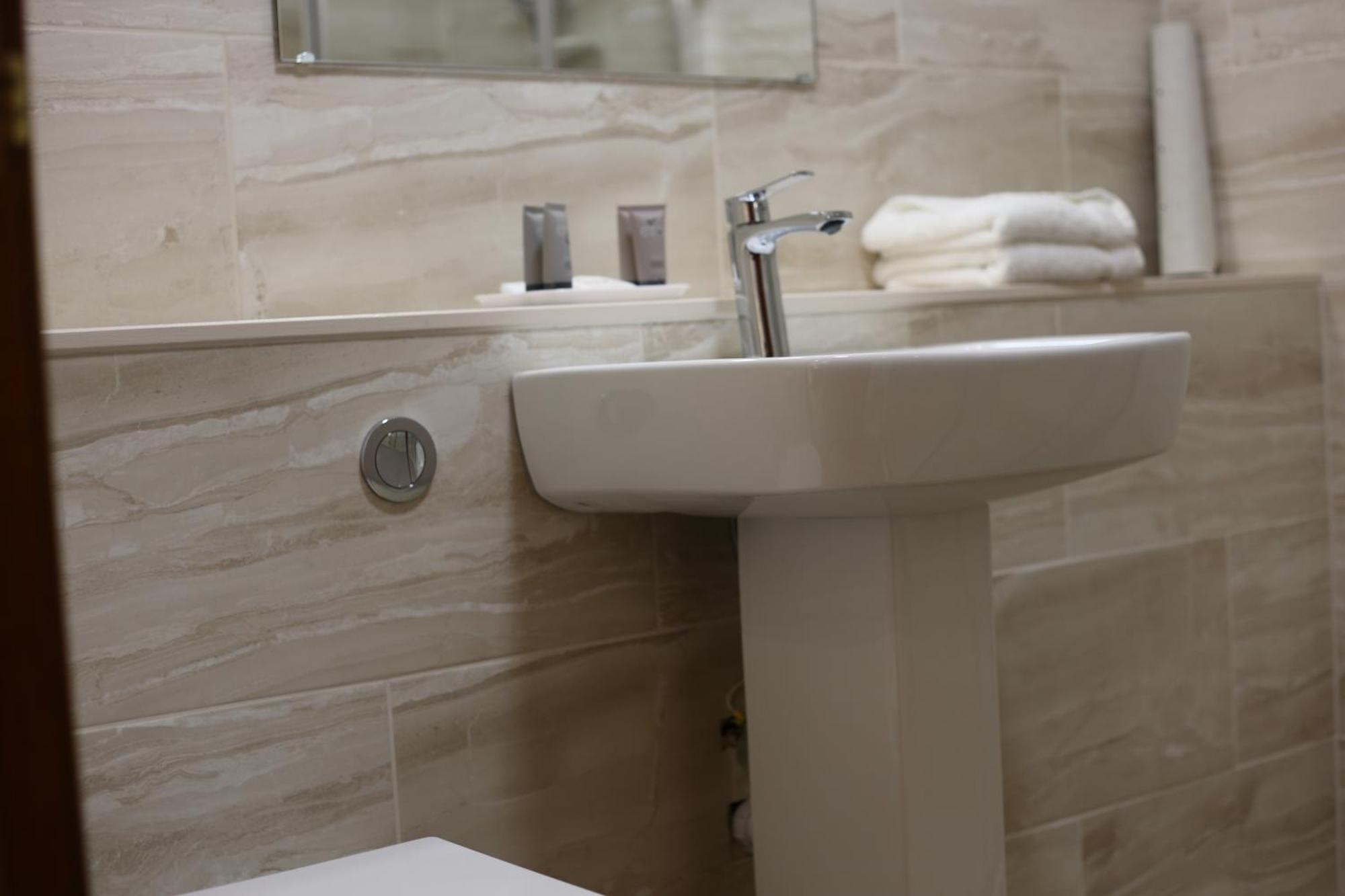 Pitlochry Dundarach Hotel Phòng bức ảnh